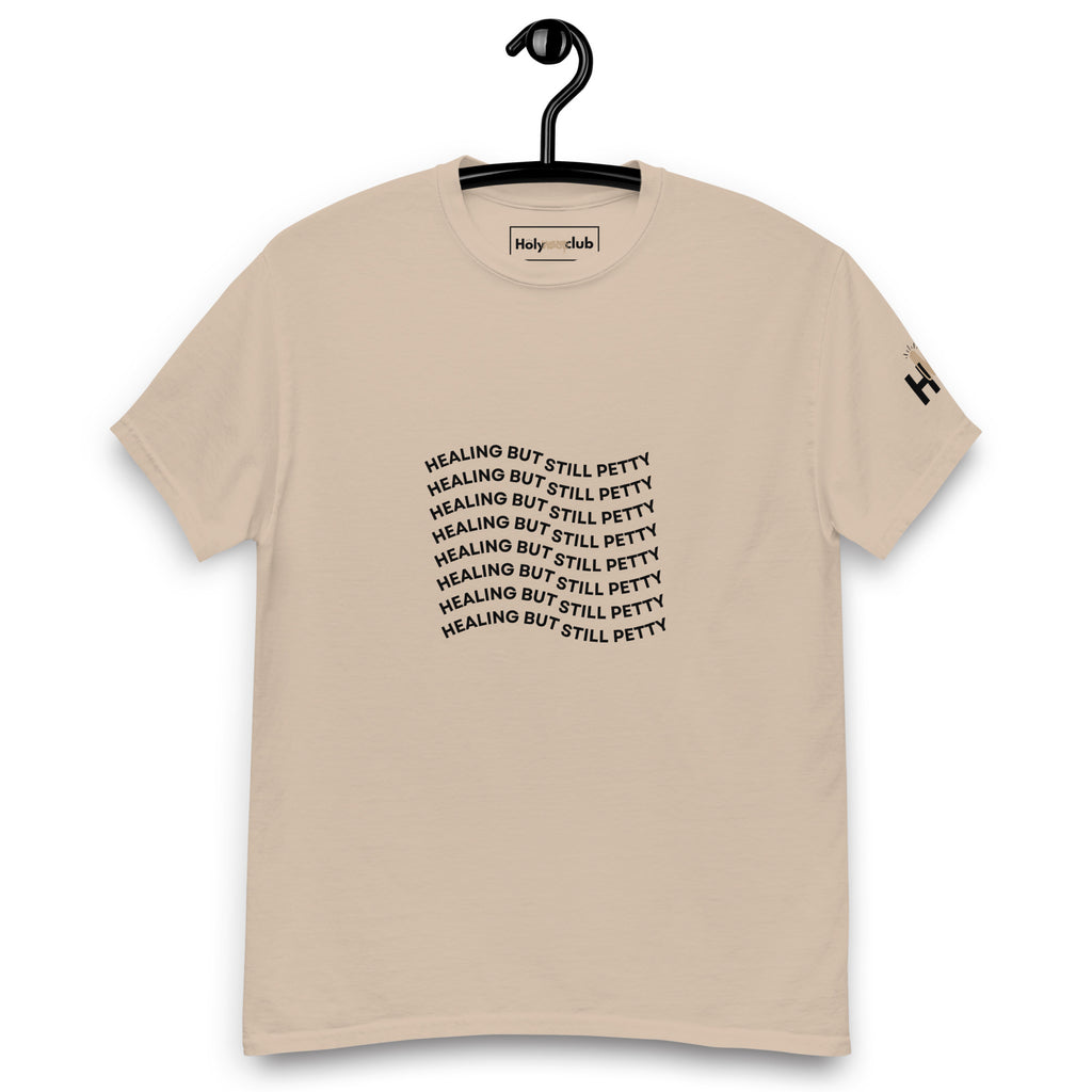 T-shirt unisexe coton bio engagé – Slogan Make mental health sexy again – Holy Mess Club T-shirt unisexe coton bio éthique – Slogan Trop doux pour ce monde – Holy Mess Club T-shirt éthique et sarcastique – Slogan Féministe flinguée & full of snacks – Holy