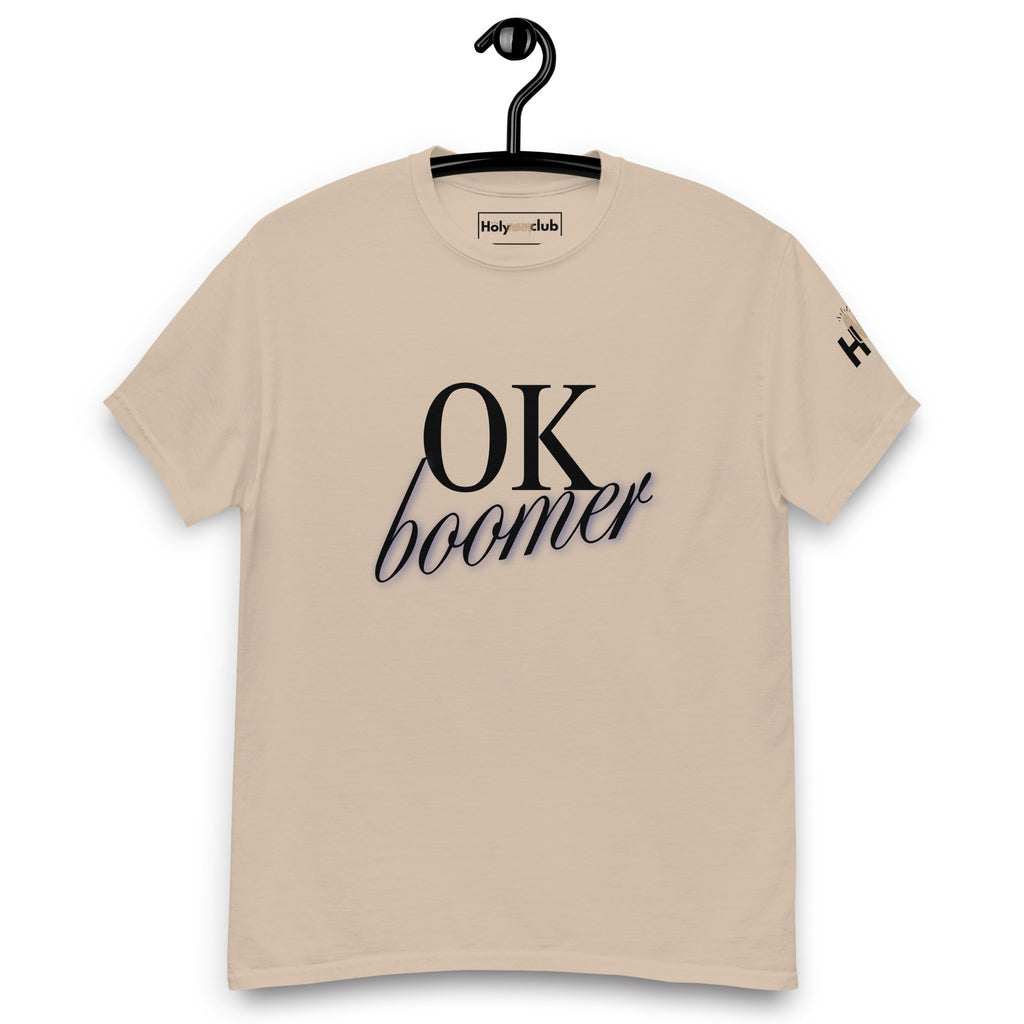 T-shirt unisexe coton bio engagé – Slogan Make mental health sexy again – Holy Mess Club T-shirt unisexe coton bio éthique – Slogan Trop doux pour ce monde – Holy Mess Club T-shirt éthique et sarcastique – Slogan Féministe flinguée & full of snacks – Holy
